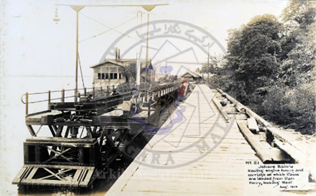 Jeti-Gerabak-Keretapi-1