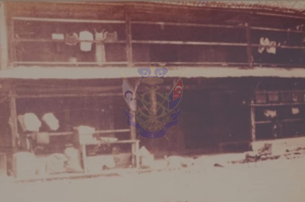 Rumah-Kangchu-di-Lenga