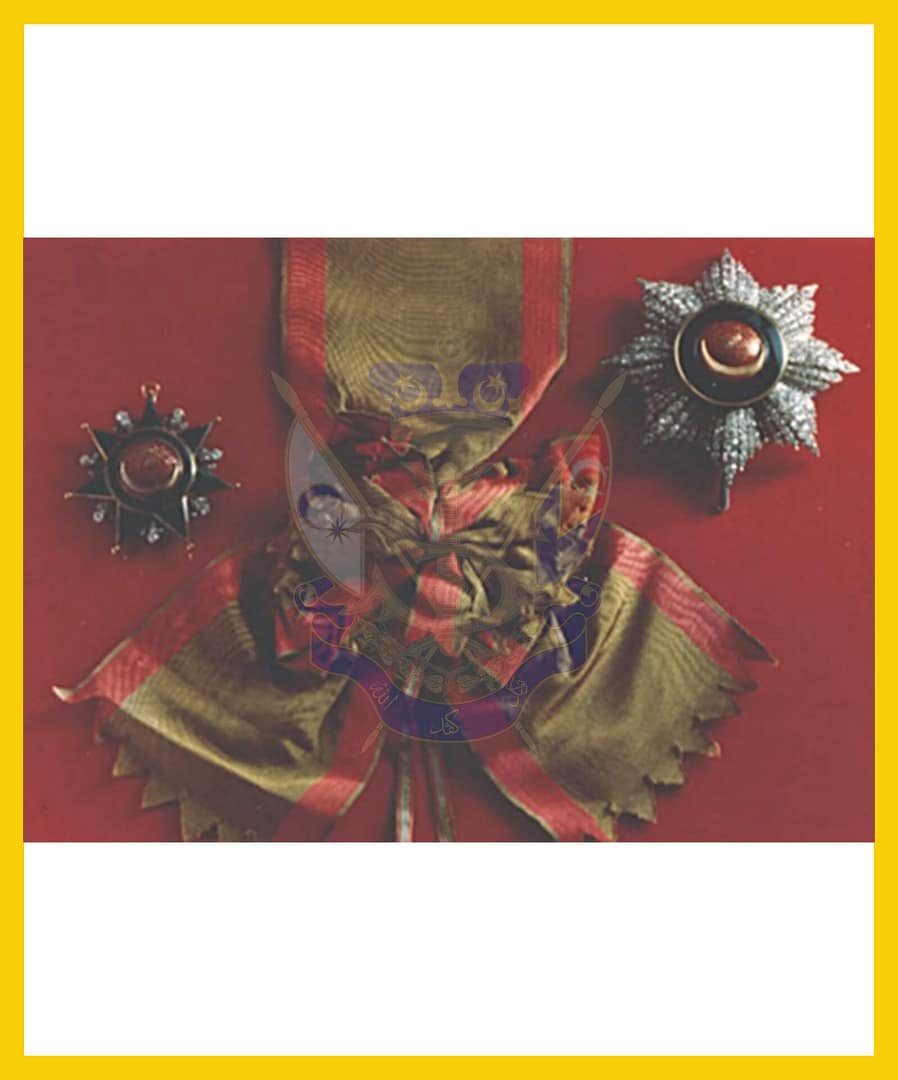 First Class Order of the Star of Osmanieh, Turki. (Sumber : Muzium DiRaja Abu Bakar)